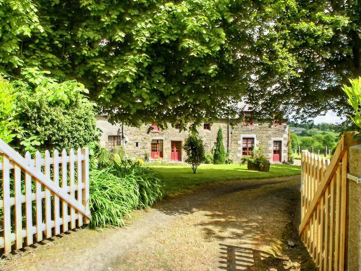 Holiday Home Close To Normandy Montaigu-les-Bois 外观 照片