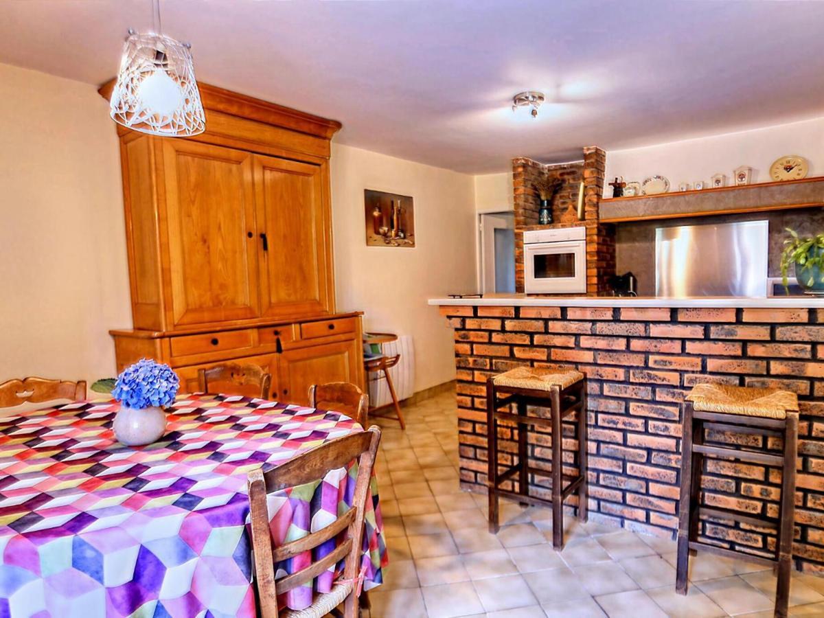 Holiday Home Close To Normandy Montaigu-les-Bois 外观 照片